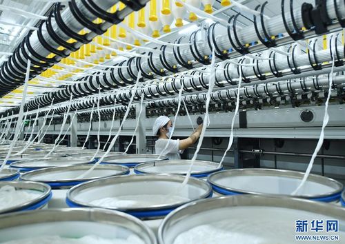 江苏南通智慧纺纱工厂 高效生产驱动产业升级