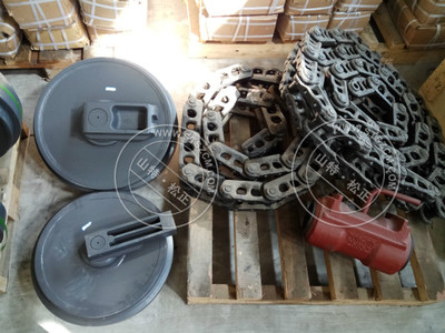 江苏淮安小松200-7挖掘机发动机修理包维修服务详解